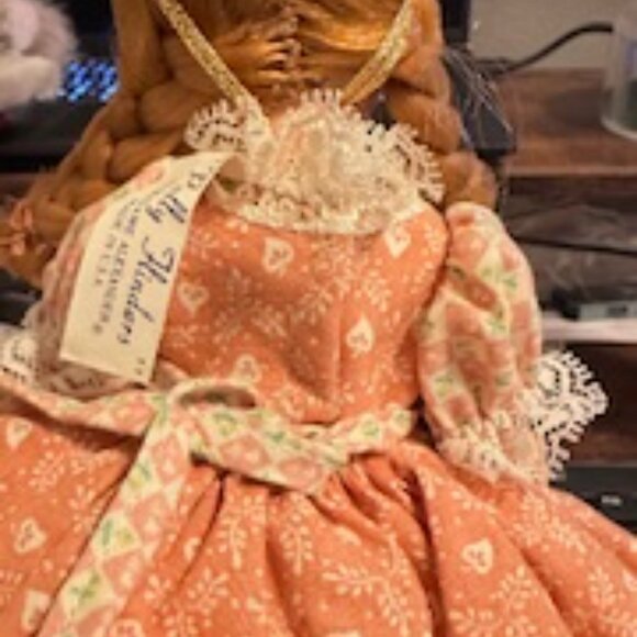 Madame Alexander Polly Finders - Picture 2 of 4